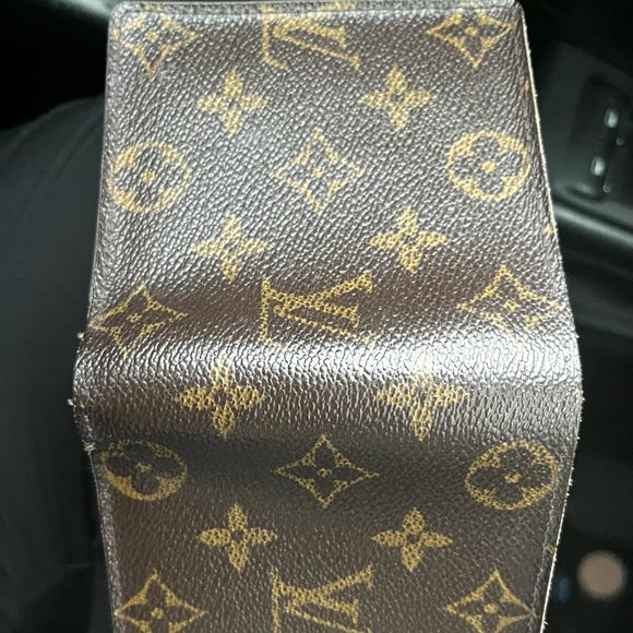 Louis Vuitton LV wallet authentic - Picture 2 of 8